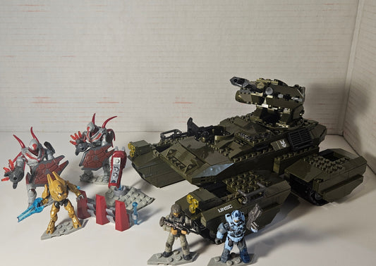 Mega Construx Halo Scorpion Clash