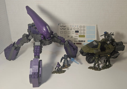 Mega Bloks Halo Locust VS Gausshog